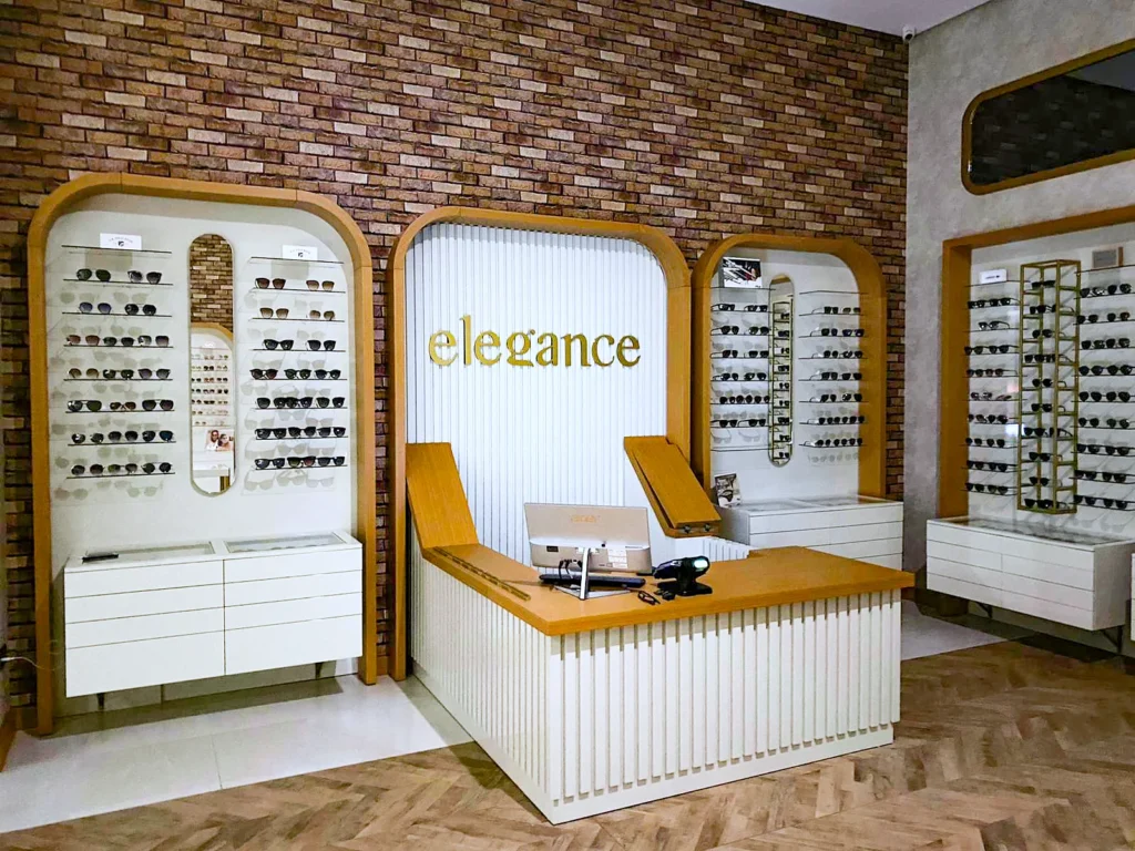 Elegance Optik mağaza iç mekânı, fotoğraf 6