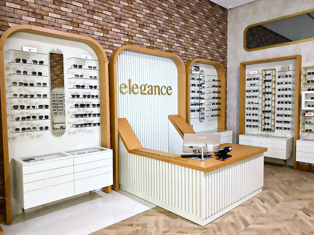 Elegance Optik mağaza iç mekânı, fotoğraf 7
